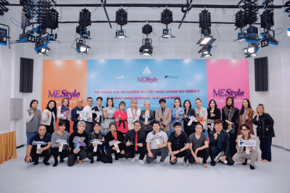 art-hair-award-noi-phu-nu-duong-dai-khang-dinh-ban-than-2-ngoisaovn-w660-h440-ngoisaovn-w660-h440 2 Art Hair Award Vietnam, Thời trang tóc, làm đẹp