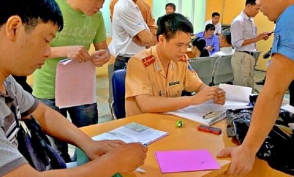 Sang tên đổi chủ ô tô, xe máy phải