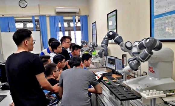ngành học, ngành hot, ngành học lương cao, ngành học không lo thất nghiệp
