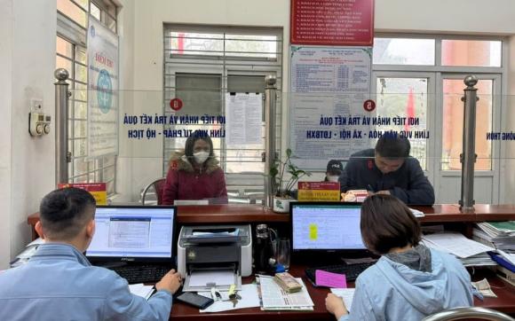 Tin giản, cán bộ công chức thuộc diện tinh giản