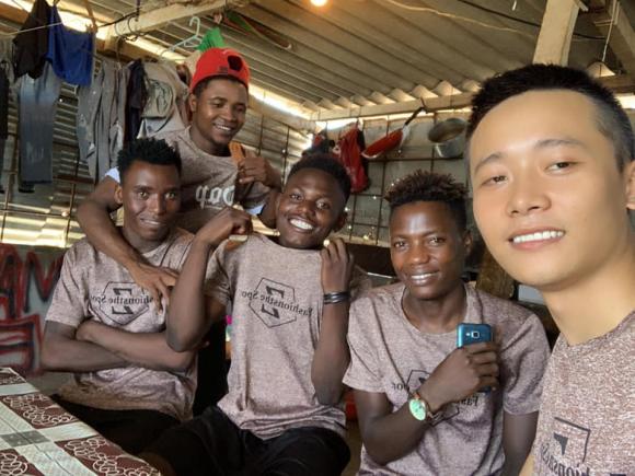 Quang Linh Vlogs, tài sản Quang Linh Vlogs, giới trẻ 