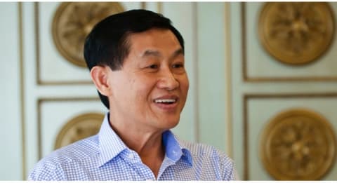 Vua hàng hiệu, Johnathan Hạnh Nguyễn, kiến thức