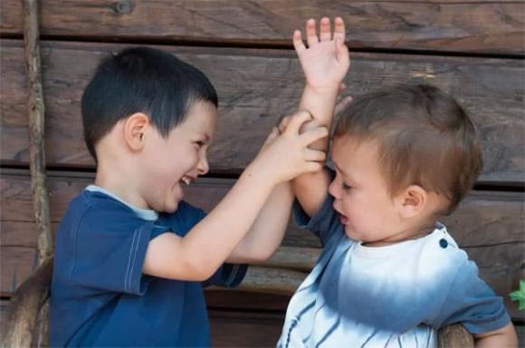 nuôi dạy con, dạy con, bắt nạt