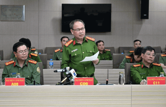 Đổi hộ chiếu, đổi CCCD, sáp nhập đơn vị hành chính