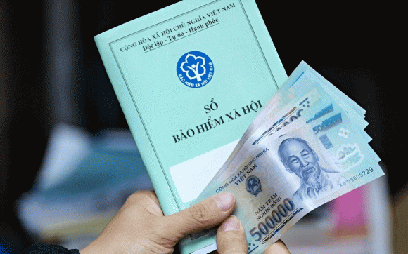 Luật Bảo hiểm xã hội 2024, trường hợp bị tạm dừng, ngừng hưởng lương
