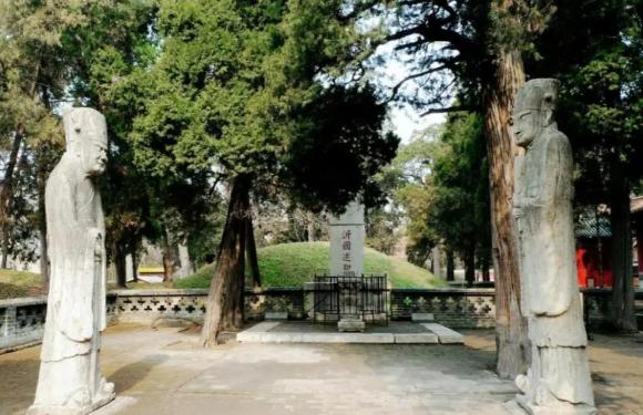 lăng mộ Khổng Tử, Khổng Tử