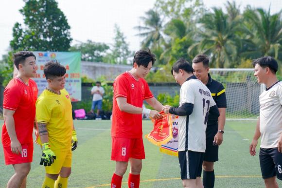 Sao Việt 10/4, tin sao việt mới nhất