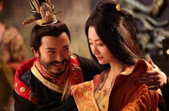 cổ nhân, người xưa, Nghèo không động tam nghệ, giàu không gần tam nhân, tam nghệ, tam nhân