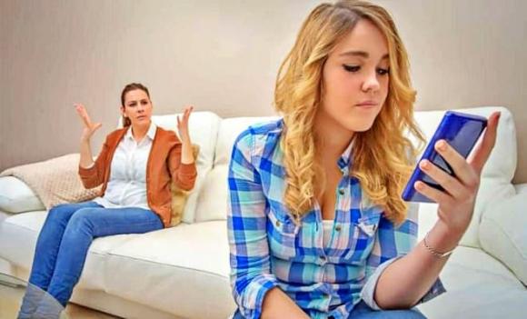 bất hiếu hiện đại, sự xa cách, gia đình tan vỡ