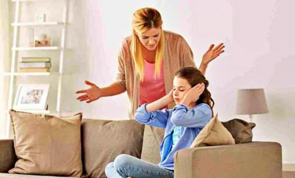 bất hiếu hiện đại, sự xa cách, gia đình tan vỡ