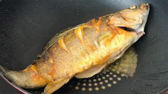 chiên cá, cá chiên, rán cá, nấu ăn