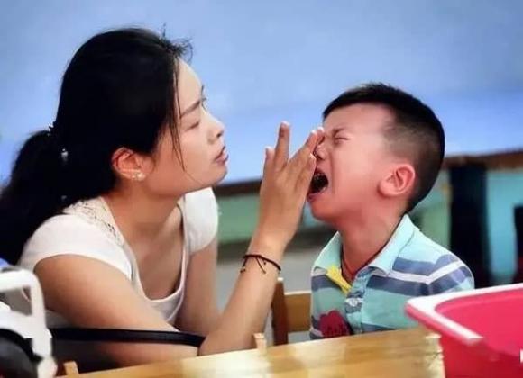 dạy con, nuôi dạy con, dạy con tự tin