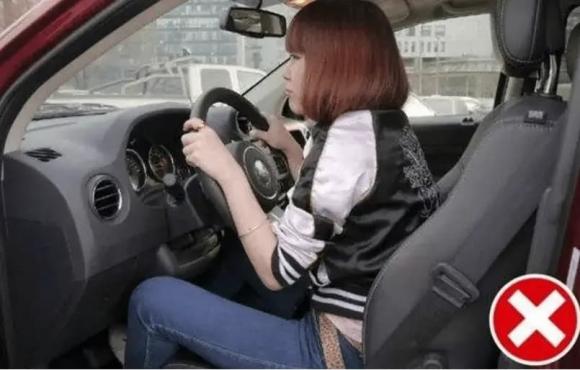 lái xe, buồn ngủ khi lái xe, mệt mỏi khi lái xe, lái xe trên đường cao tốc