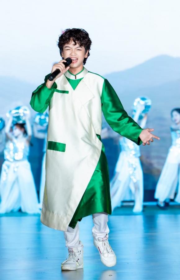 Vietnam's Next Top Model, Á quân Next Top Nguyễn Hợp