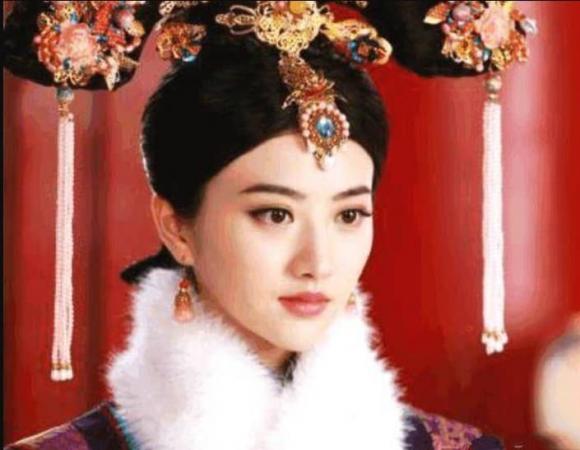 Hòa Thạc Đoan Tĩnh Công, Khang Hy
