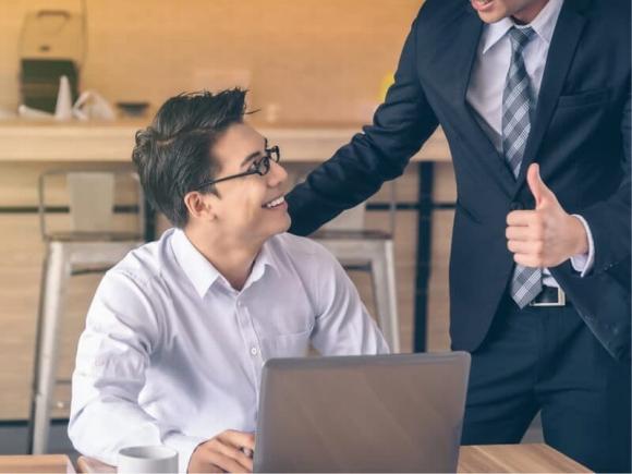 công sở, môi trường công sở, quy tắc ngầm nơi công sở, hòa hợp với sếp