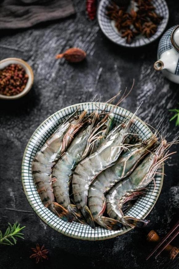 cách chọn tôm không hóa chất, cách chọn tôm ngon