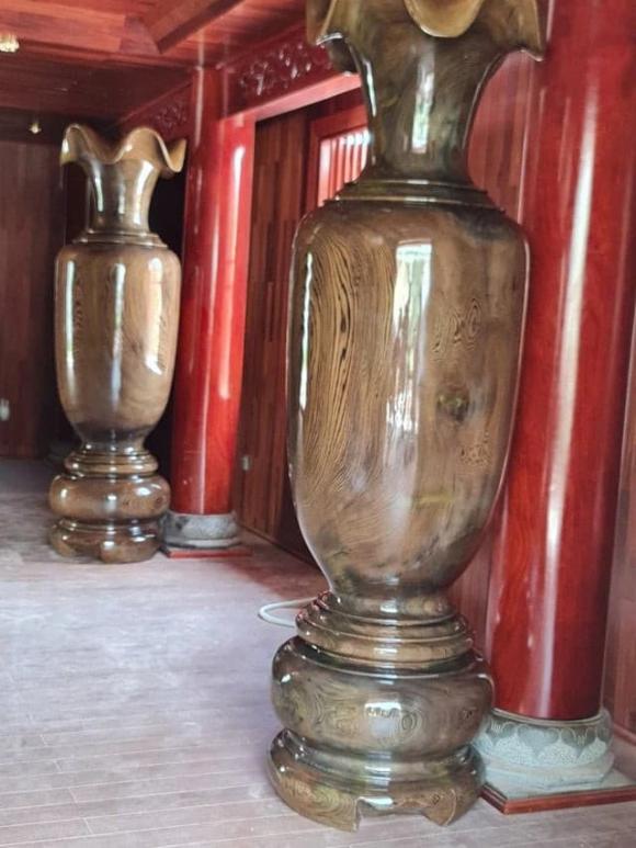 Biệt phủ, biệt phủ xây từ gỗ quý