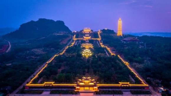 ngôi chùa kỷ lục châu Á, chùa nổi tiếng