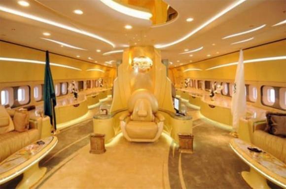 Nhà Saud, gia đình hoàng gia cai trị Ả Rập Xê Út, người giàu nhất thế giới