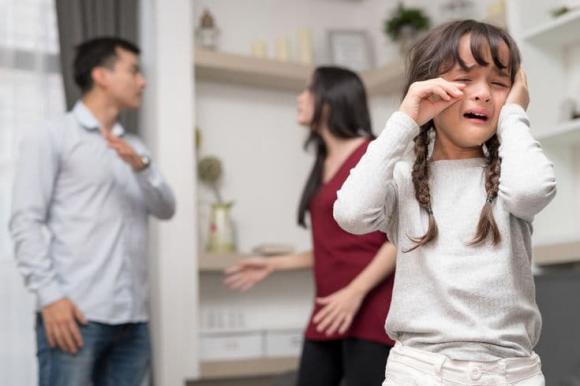 ly hôn, ly hôn ảnh hưởng đến trẻ, vợ chồng ly hôn