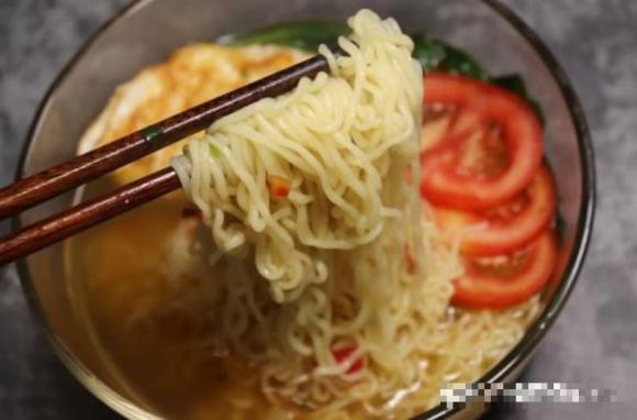 cách nấu mì ăn liền, cách nấu mì, ảm thực gia đình