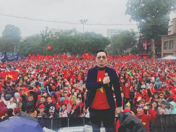 Sao Việt 1/5, tin sao việt mới nhất