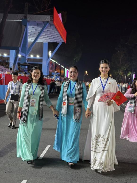Sao Việt 1/5, tin sao việt mới nhất
