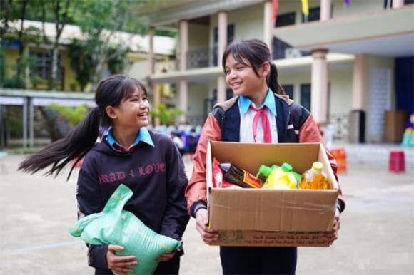 học sinh dân tộc nội trú, chính sách với học sinh