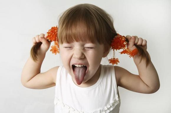 chăm con, chăm sóc trẻ nhỏ, lưu ý khi chăm sóc trẻ