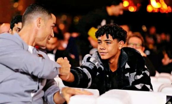 con trai Ronaldo, Ronaldo Jr, diện mạo cậu cả nhà Ronaldo