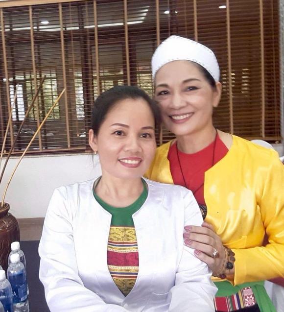 NSƯT Minh Phương, sao việt