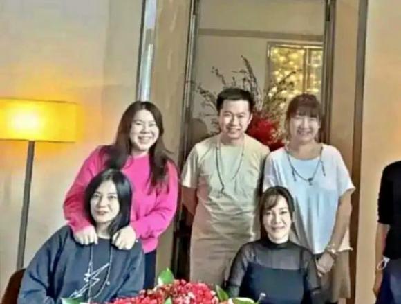 Triệu Vy, ngoại hình Triệu Vy, sao Hoa ngữ