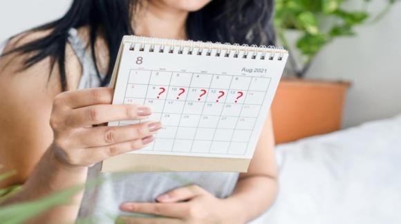 đau bụng kinh, cách giảm đau bụng kinh, đau bụng kinh có tốt không