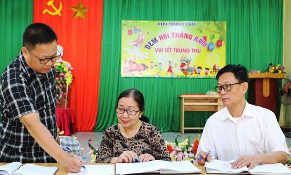 Trưởng thôn, tổ trưởng dân phố, sáp nhập