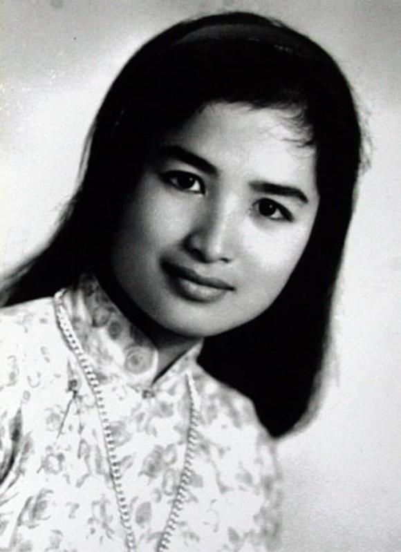 NSND Trà Giang, sao Việt