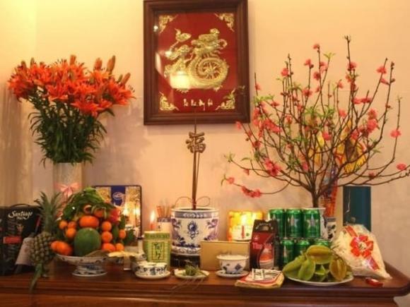 đặt lọ hoa trên ban thờ, lưu ý khi đặt lọ hoa trên ban thờ, đặt lọ hoa vào bên nào trên ban thờ