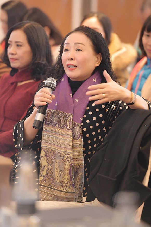 NSND Thu Hiền,sao Việt