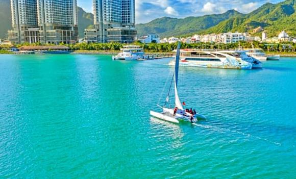 Bến du thuyền quốc tế Ana Marina Nha Trang, Nha Trang, bến du thuyền quốc tế đầu tiên tại Việt Nam