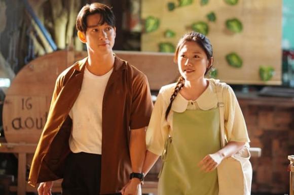 diễn viên Uyển Ân, diễn viên Song Luân, sao Việt