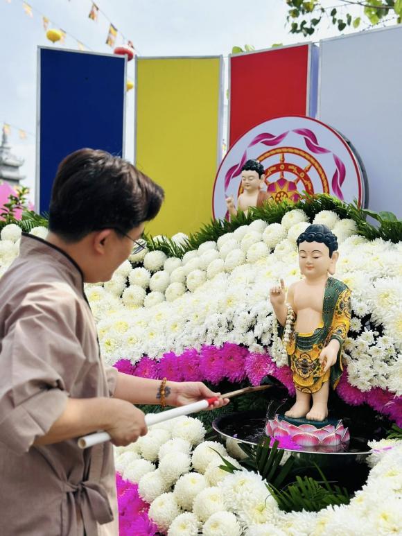 Sao Việt 12/5, tin sao việt mới nhất