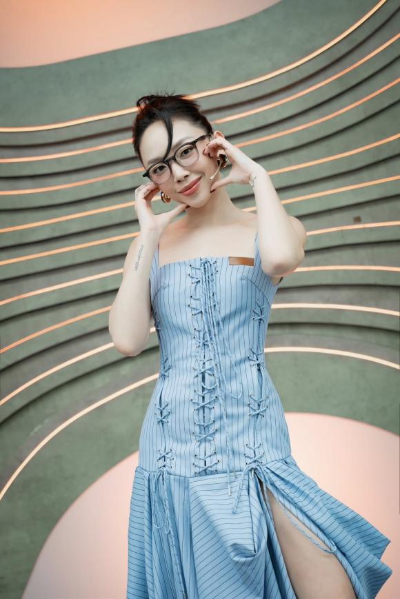 Sao Việt 12/5, tin sao việt mới nhất
