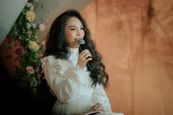 Sao Việt 12/5, tin sao việt mới nhất
