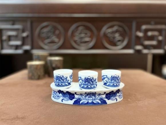 Thắp hương đặt 3 hay 5 chén nước, phong thủy