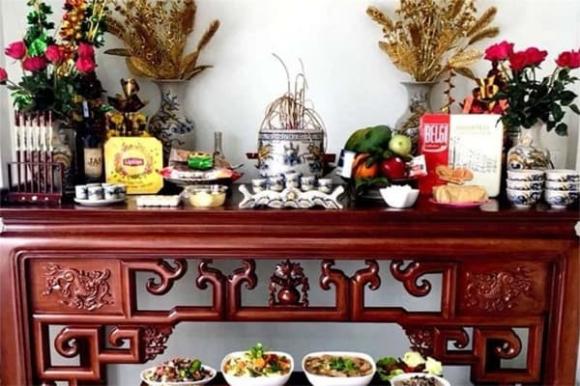 Thắp hương đặt 3 hay 5 chén nước, phong thủy