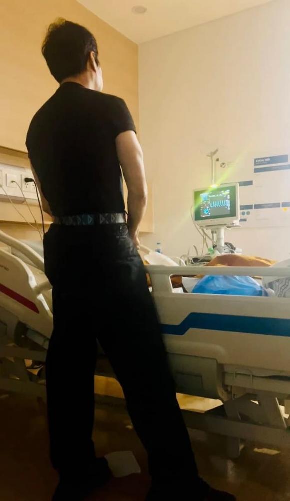 ca sĩ Ngọc Sơn, tiến sĩ Hồ Nhân, sao Việt