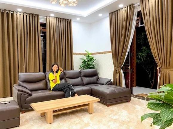 hoa hậu H'Hen Niê, sao Việt