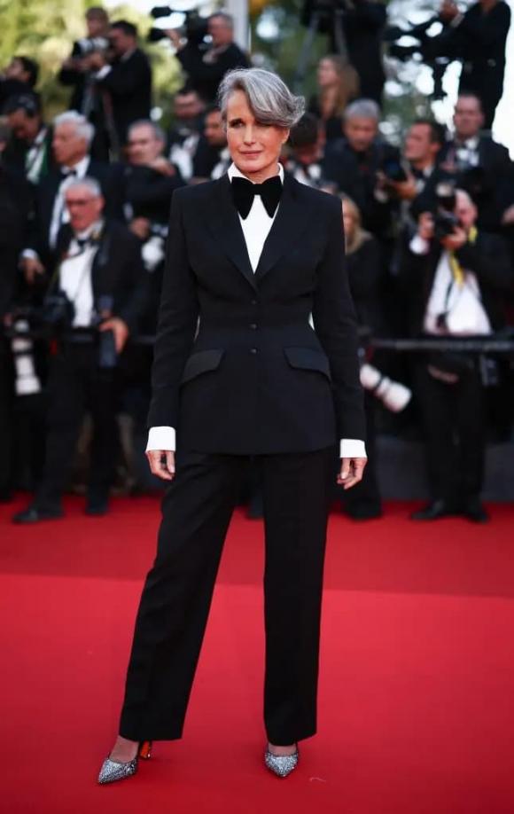 Thảm đỏ LHP Cannes, cannes 2025, thảm đỏ sao,  Chompoo Araya, tom cruise
