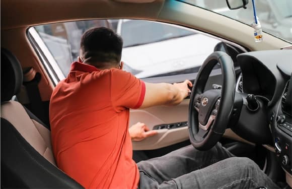 mở cửa ô tô, lỗi vi phạm, kiến thức