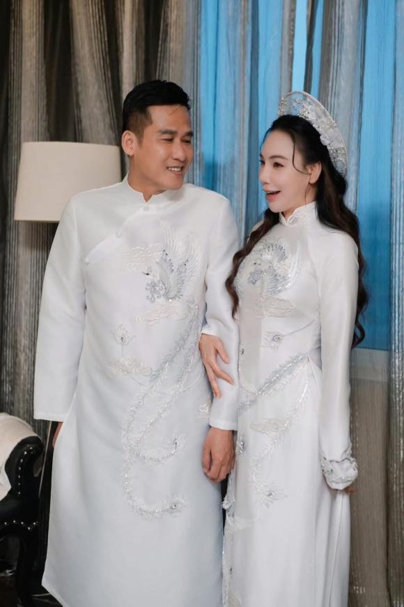 ca sĩ Hồ Quỳnh Hương, sao Việt